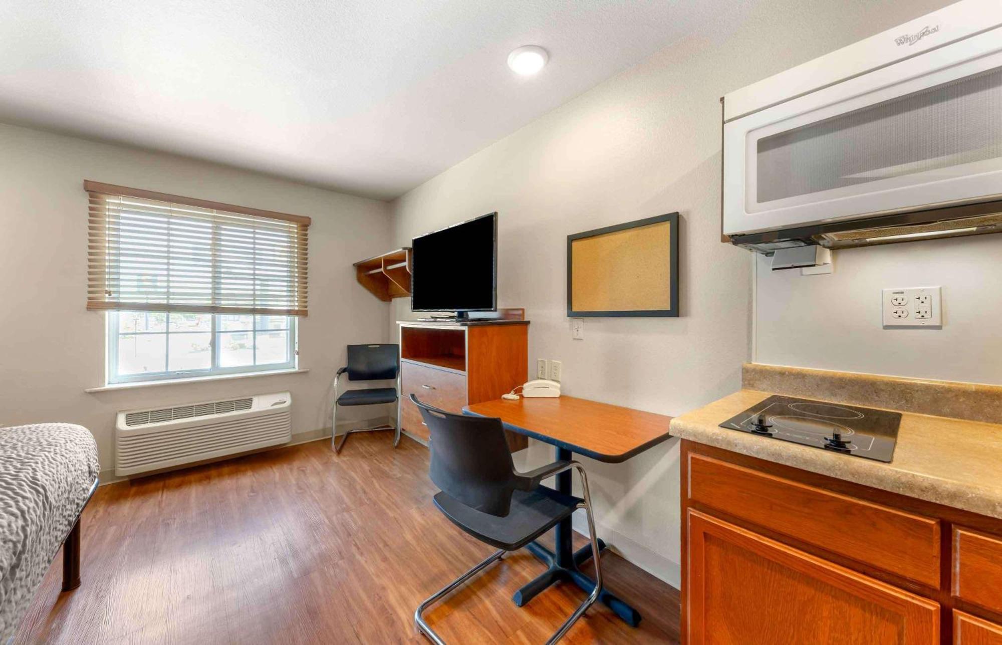 Extended Stay America Select Suites - Oklahoma City - West Exteriör bild